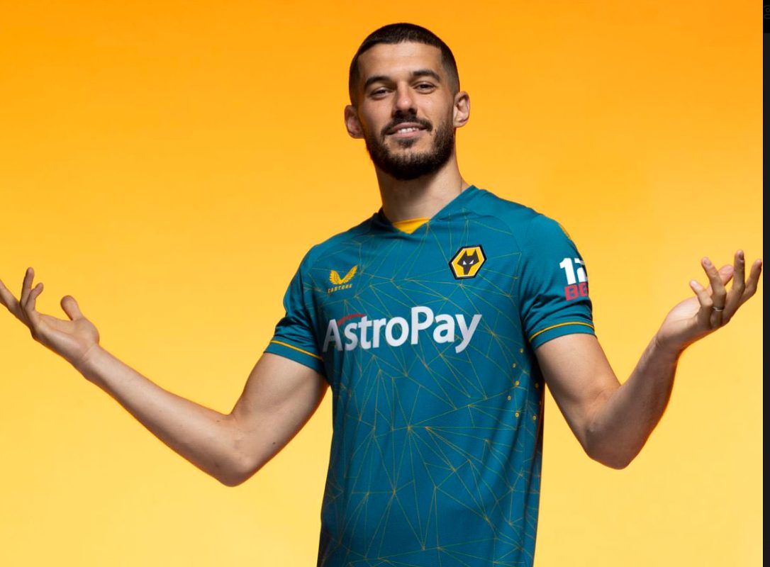 Áo bóng đá CLB Wolves 2024 sân khách