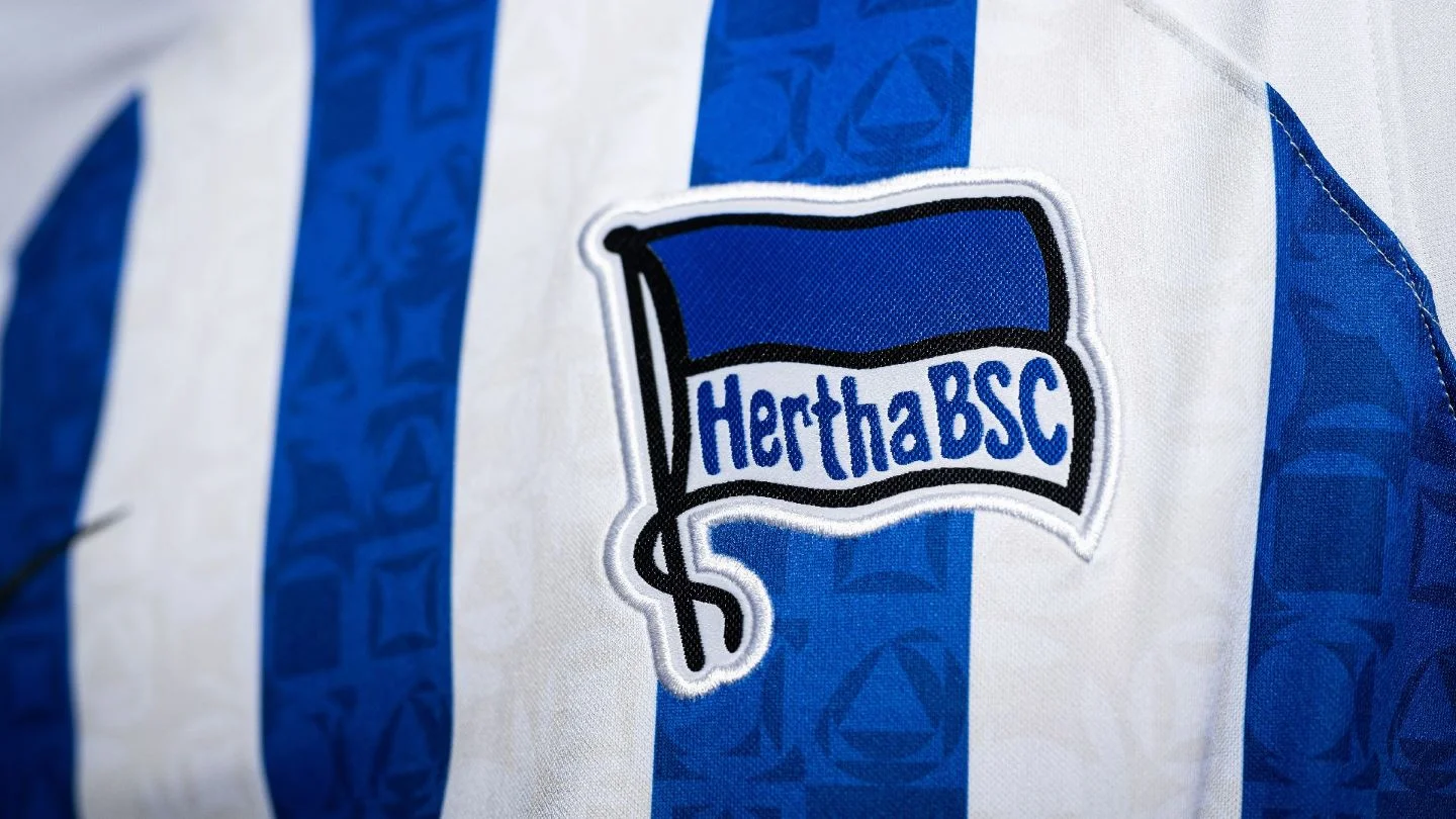 Áo câu lạc bộ Hertha Berlin 23-24 